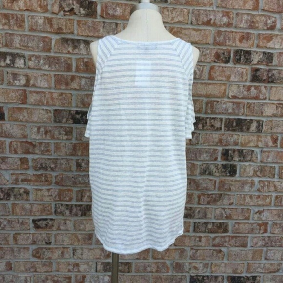 NWT Sanctuary Cold Shoulder Top Blue/Ivory S - Picture 4 of 7